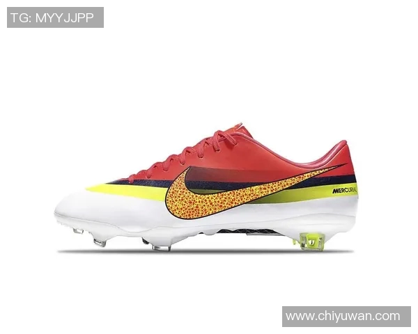 C罗足球鞋选择揭秘 哪些品牌和型号伴随他征战绿茵场 C罗足球鞋选择揭秘 哪些品牌和型号伴随他征战绿茵场