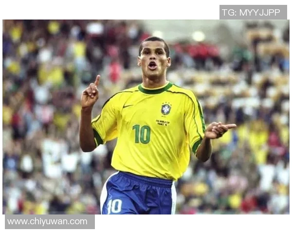 足球百年风云：探索世界足坛百位传奇球星的辉煌足迹