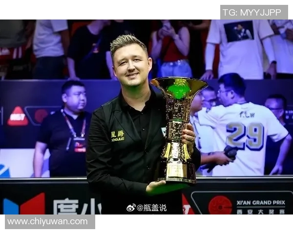 世界超级球星足球赛全球电视直播盛况引发球迷热潮 世界超级球星足球赛全球电视直播盛况引发球迷热潮